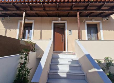 Casa para 390 000 euro en Loutraki, Grecia