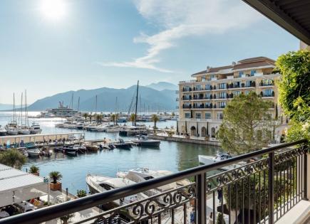 Penthouse for 3 500 000 euro in Tivat, Montenegro