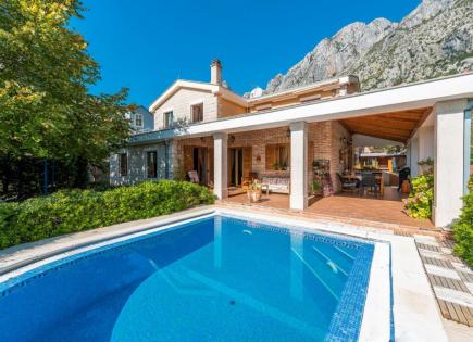 Villa für 950 000 euro in Kotor, Montenegro