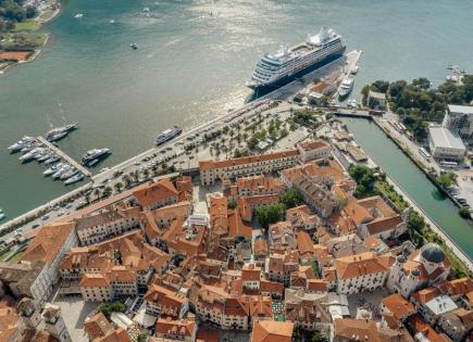 Hotel para 2 900 000 euro en Kotor, Montenegro