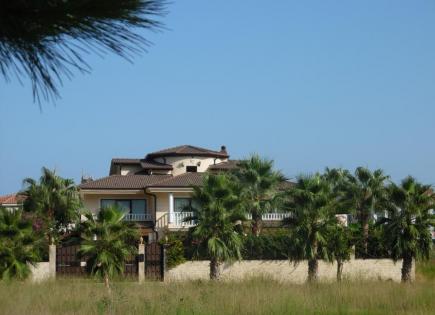Villa for 1 500 000 euro in Camyuva, Turkey