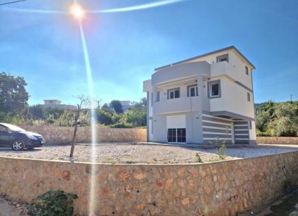 House for 225 000 euro in Dobra Voda, Montenegro