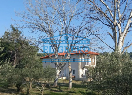 Townhouse for 280 000 euro in Kassandra, Greece