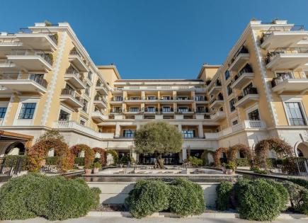 Apartment for 335 000 euro in Tivat, Montenegro