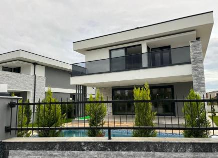 Villa for 900 000 euro in Camyuva, Turkey