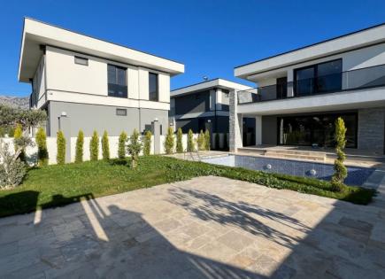 Villa for 900 000 euro in Camyuva, Turkey