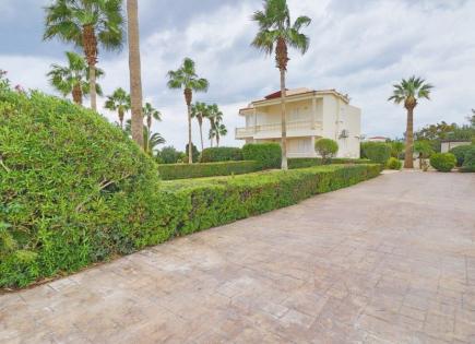 Villa for 1 380 000 euro in Paphos, Cyprus