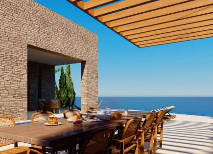 Villa for 2 650 000 euro in Paphos, Cyprus