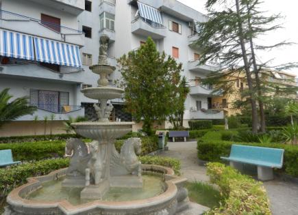 Appartement pour 125 000 Euro à Scalea, Italie