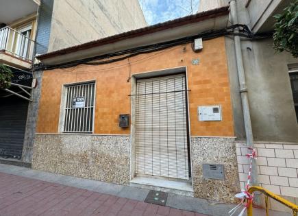 Townhouse for 125 000 euro in Guardamar del Segura, Spain