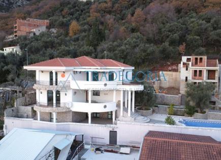 Villa para 1 200 000 euro en Petrovac, Montenegro
