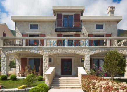 Villa para 3 500 000 euro en Prcanj, Montenegro
