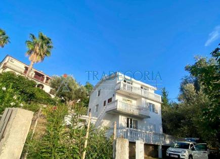 House for 325 000 euro in Dobra Voda, Montenegro