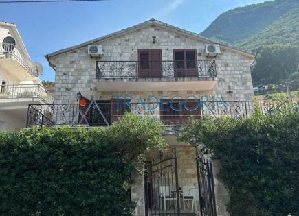 Haus für 569 000 euro in Stoliw, Montenegro