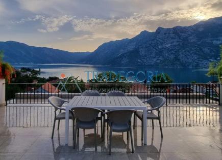 Villa for 300 000 euro in Risan, Montenegro