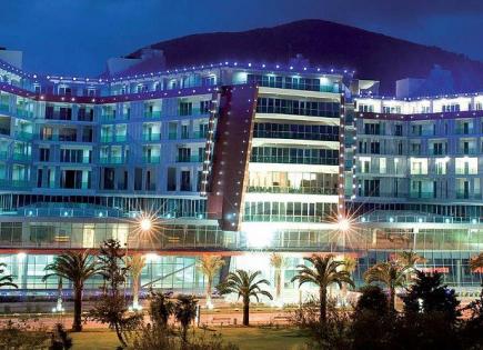Oficina para 315 000 euro en Budva, Montenegro