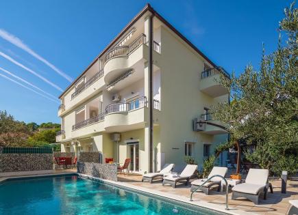 Apartment für 225 000 euro in Baska Voda, Kroatien