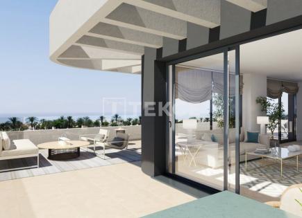 Apartment for 624 000 euro in Torremolinos, Spain