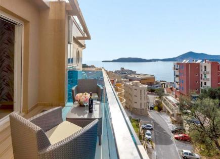 Apartment for 430 000 euro in Przno, Montenegro