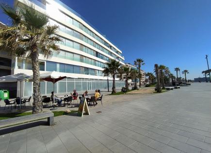 Shop for 2 000 000 euro in Torrevieja, Spain
