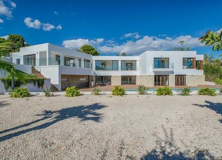 Villa para 2 250 000 euro en Alfas del Pi, España
