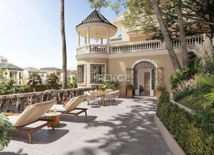 Apartment for 3 150 000 euro in Malaga, Spain