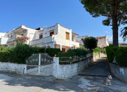 House for 82 000 euro in Scalea, Italy