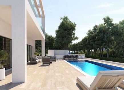Villa for 1 200 000 euro in Paphos, Cyprus