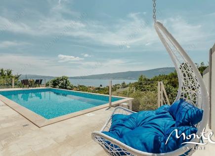 Hotel para 630 000 euro en Herceg-Novi, Montenegro