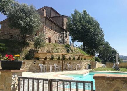 House for 880 000 euro in Monte Castello di Vibio, Italy