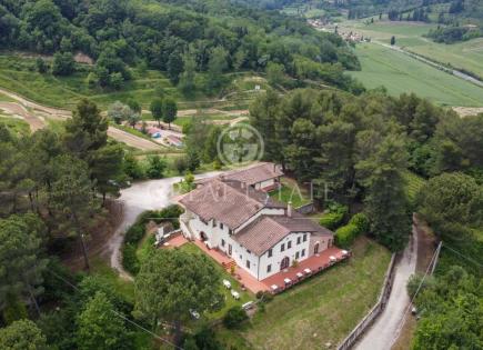 House for 1 490 000 euro in Italy