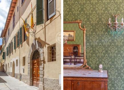 Apartment for 245 000 euro in Chiusi, Italy