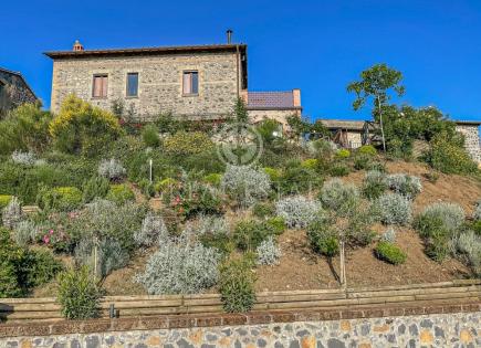 House for 680 000 euro in Orvieto, Italy