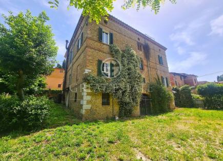 House for 325 000 euro in Marsciano, Italy