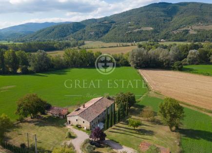House for 940 000 euro in Umbertide, Italy