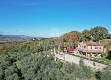 House for 990 000 euro in Cetona, Italy