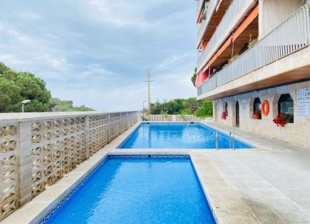 Flat for 87 000 euro on Costa Brava, Spain