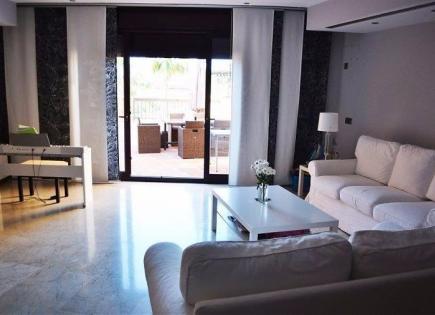 Flat for 880 000 euro on Costa del Sol, Spain