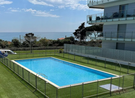 Flat for 565 000 euro on Costa del Maresme, Spain