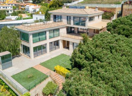 House for 1 630 000 euro on Costa Brava, Spain