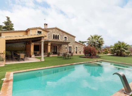 House for 1 800 000 euro on Costa Brava, Spain