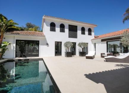Casa para 2 150 000 euro en la Costa del Sol, España