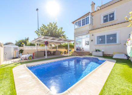 Townhouse for 241 500 euro on Costa Blanca, Spain