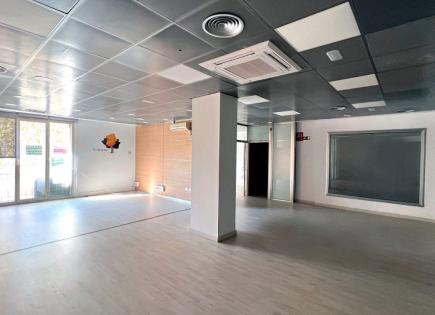 Commercial property for 2 600 000 euro in Barcelona, Spain