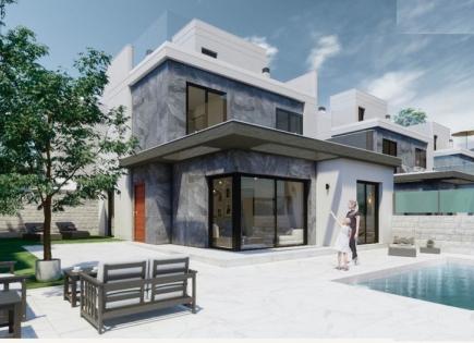 House for 495 000 euro in Pilar de la Horadada, Spain