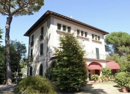House for 850 000 euro in Montecatini Terme, Italy