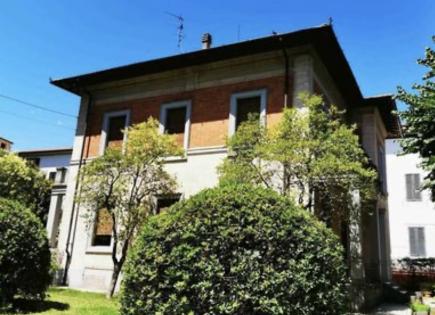 House for 450 000 euro in Montecatini Terme, Italy