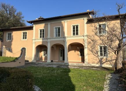 Villa for 3 000 000 euro in Montecatini Terme, Italy