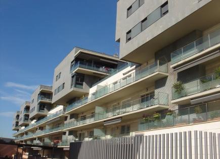 Wohnung für 385 000 euro in Badalona, Spanien