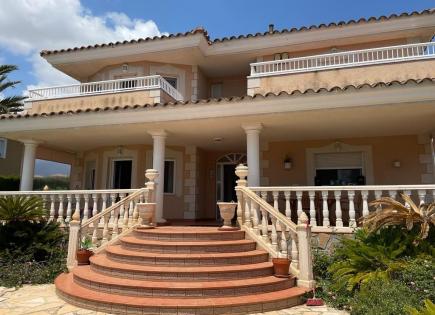 Villa für 750 000 euro in Alfas del Pi, Spanien